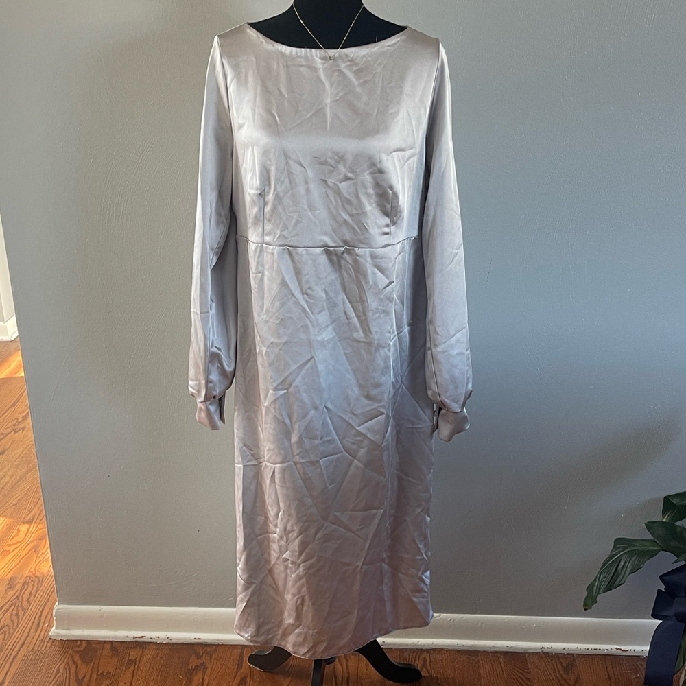 Pretty Mommy Silver Satin Long Sleeve Midi Dress Women’s Elegant Size M